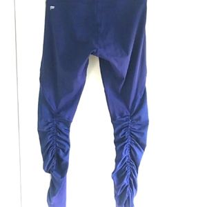 Blue FABLETICS Cashel 7/8 calf ruched XS EUC
